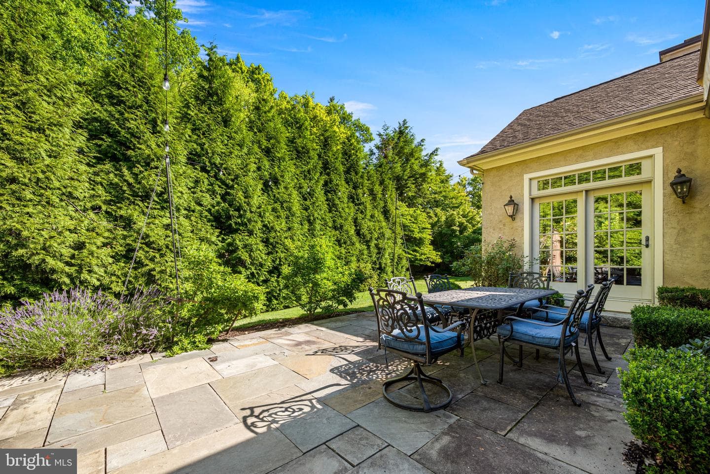 205 Exeter Road photo 64
