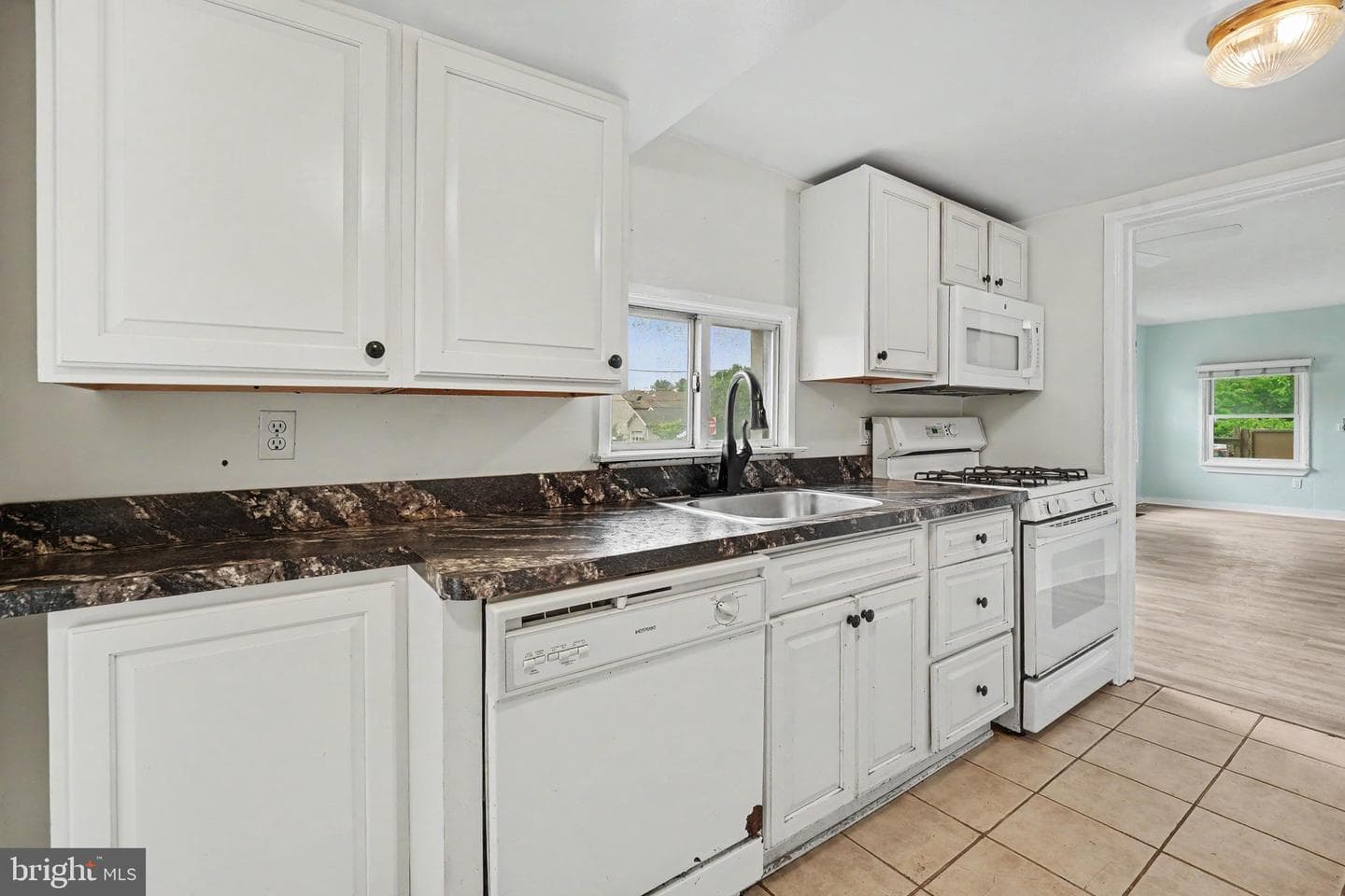 100 Poplar Street photo 13