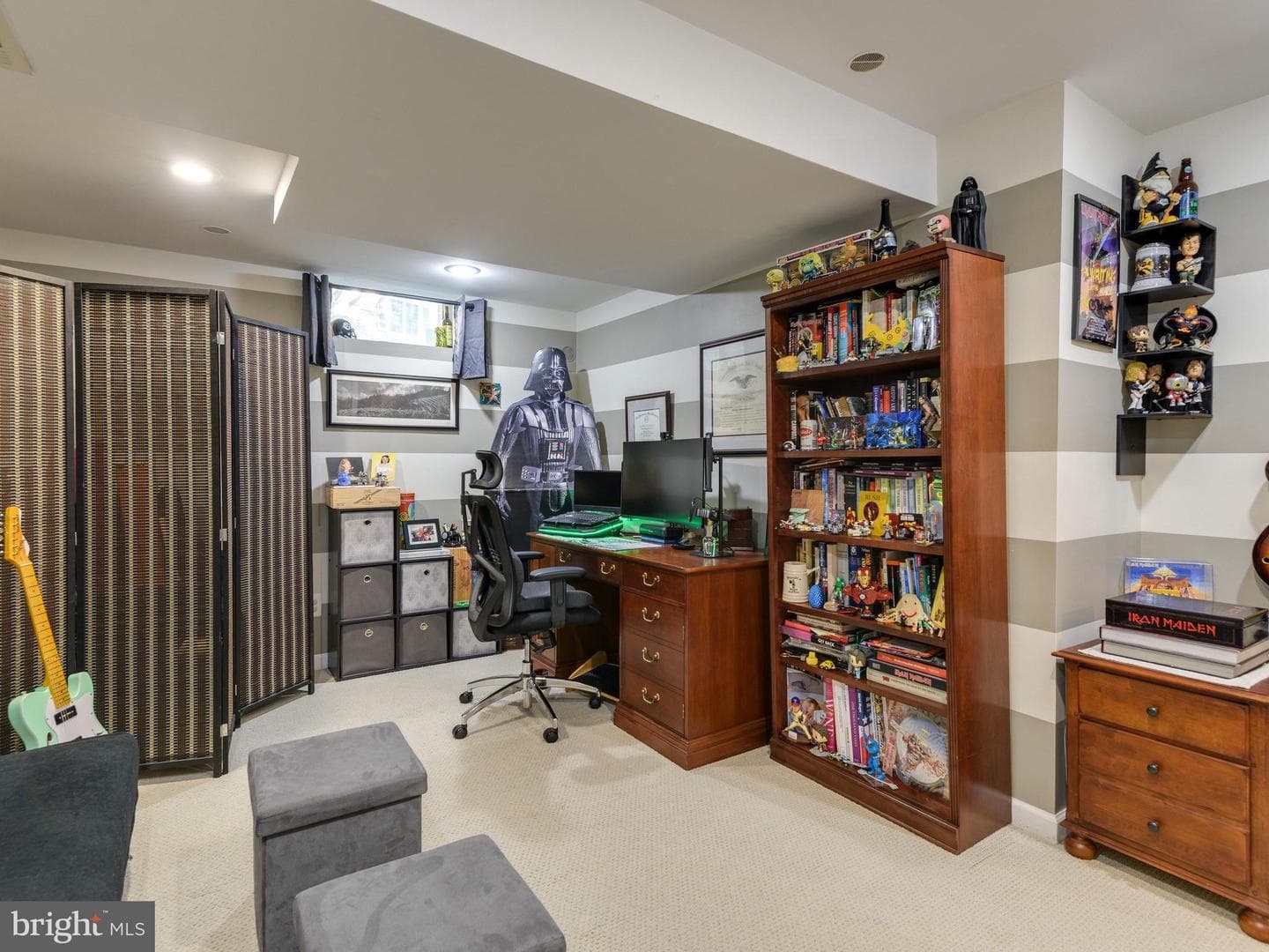 605 Huntington Drive photo 34