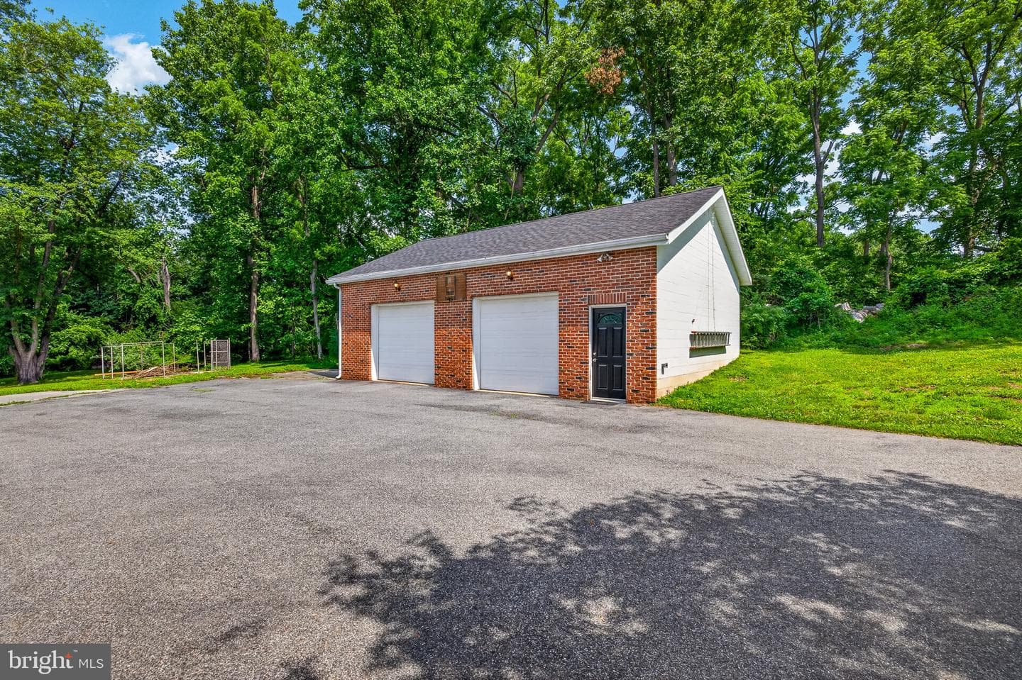 320 Barneston Road photo 11