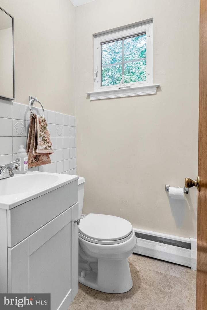 209 Crump Road photo 18