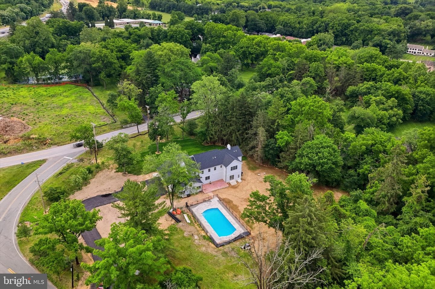 1756 Yellow Springs Road photo 40