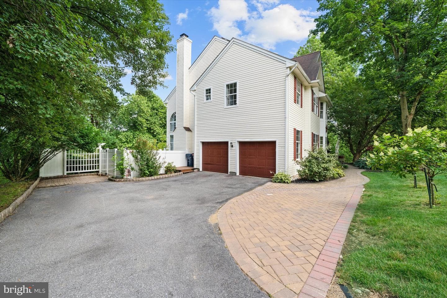 11 Belmont Circle photo 51