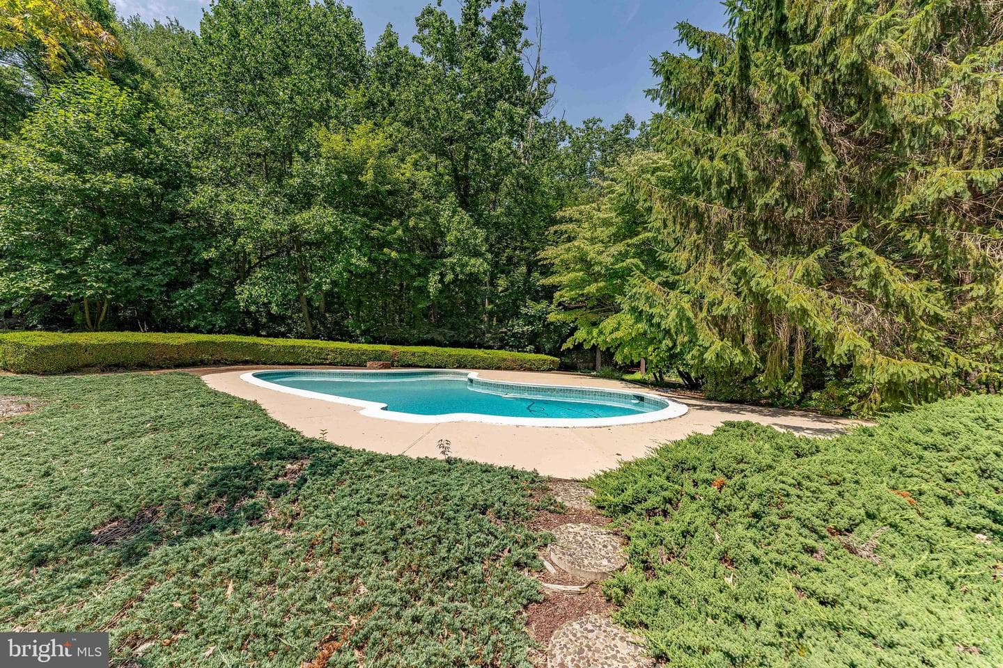 2323 Saint Peters Road photo 30