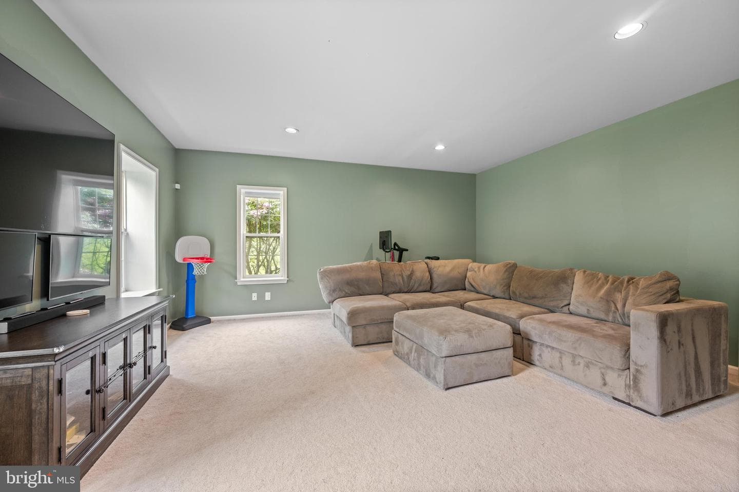 592 W Creek Road photo 40