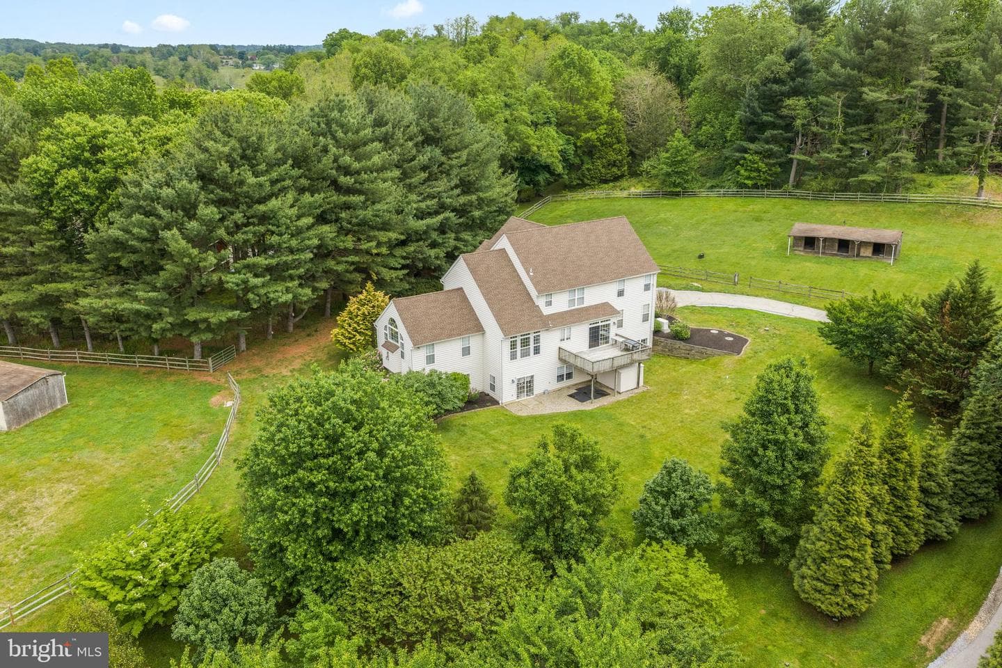 592 W Creek Road photo 44