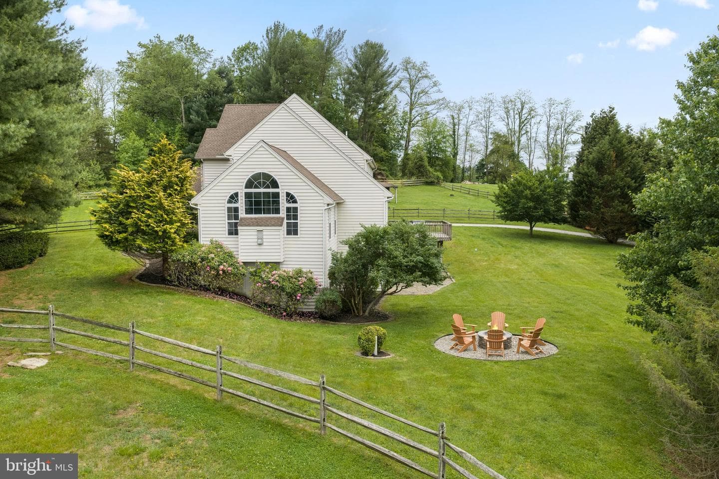 592 W Creek Road photo 60