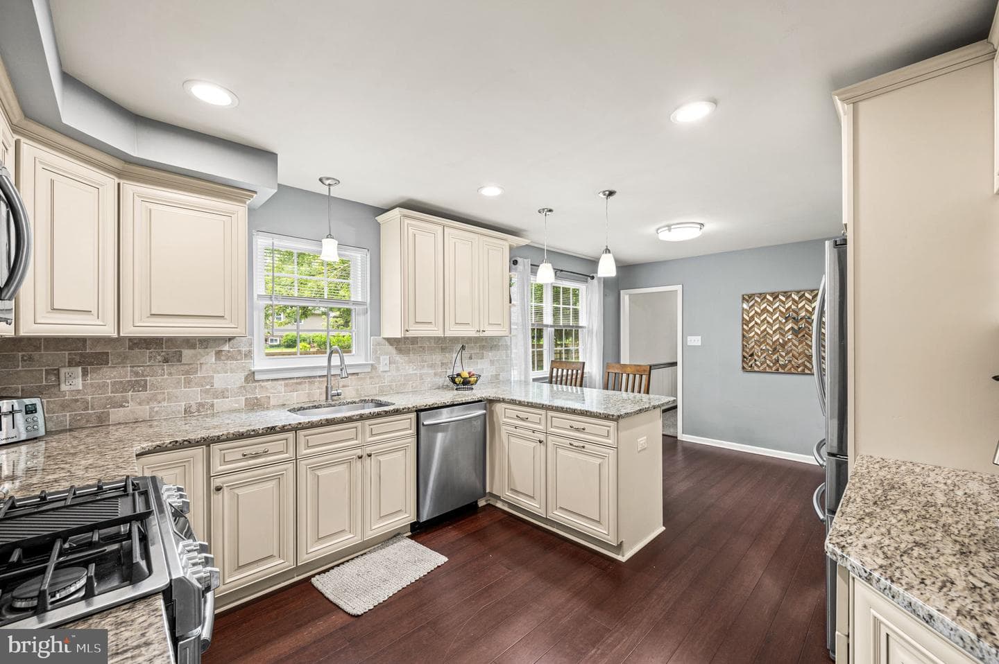 497 Black Swan Lane photo 15