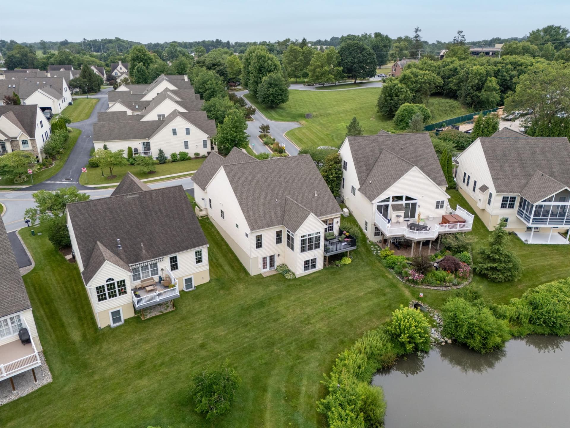 315 Carlisle Drive photo 47