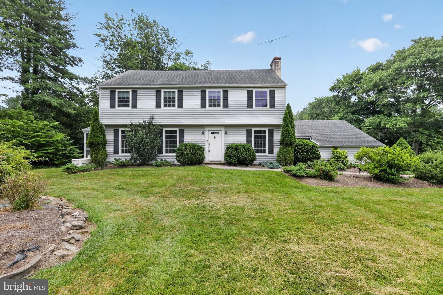 1408 Ponds Edge Road, West Chester