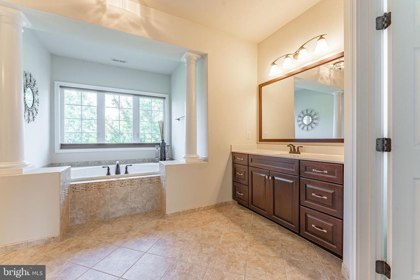 132 Pratt Lane photo 54
