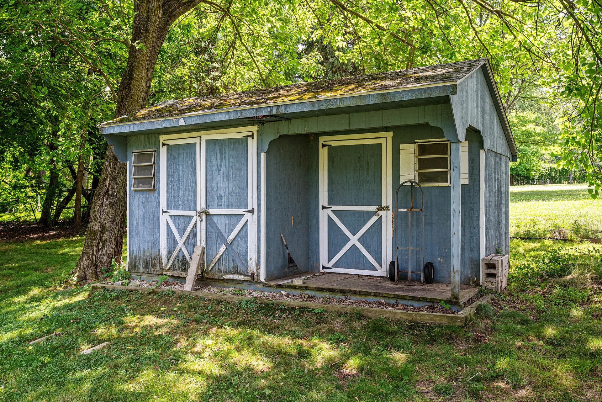 102 Montgomery Drive photo 32
