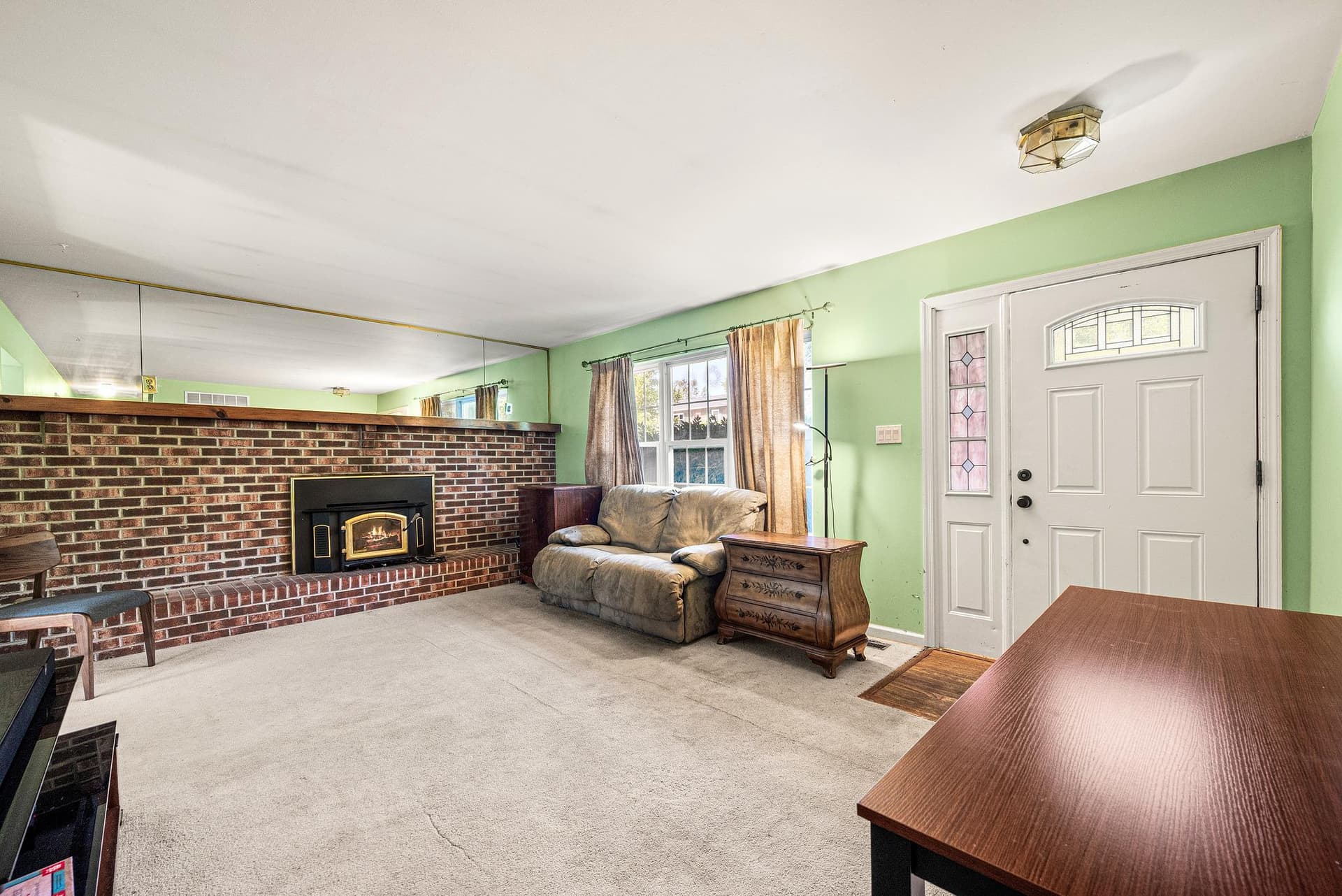 102 Montgomery Drive photo 7