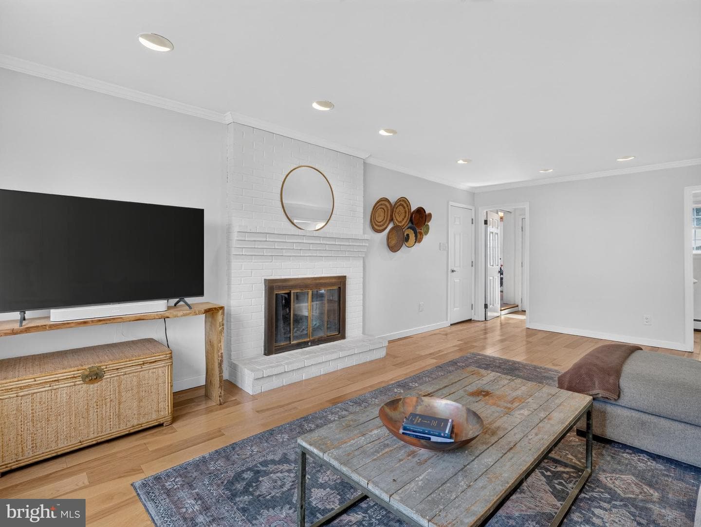 7 Carriage Drive photo 12