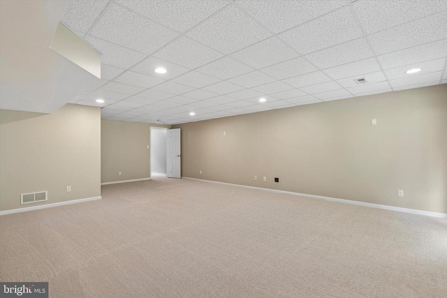 278 Yorktown Court photo 25
