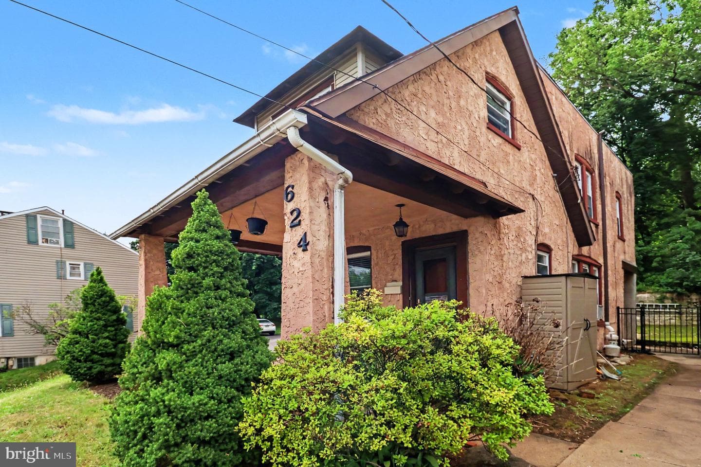 624 Bridge Street photo 5