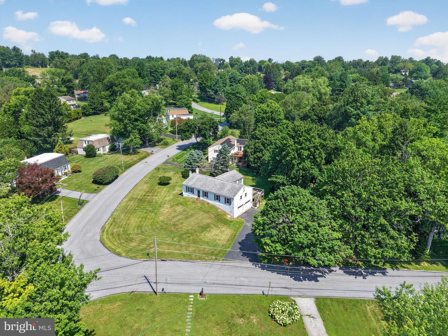 493 Mcgregor Drive photo 37