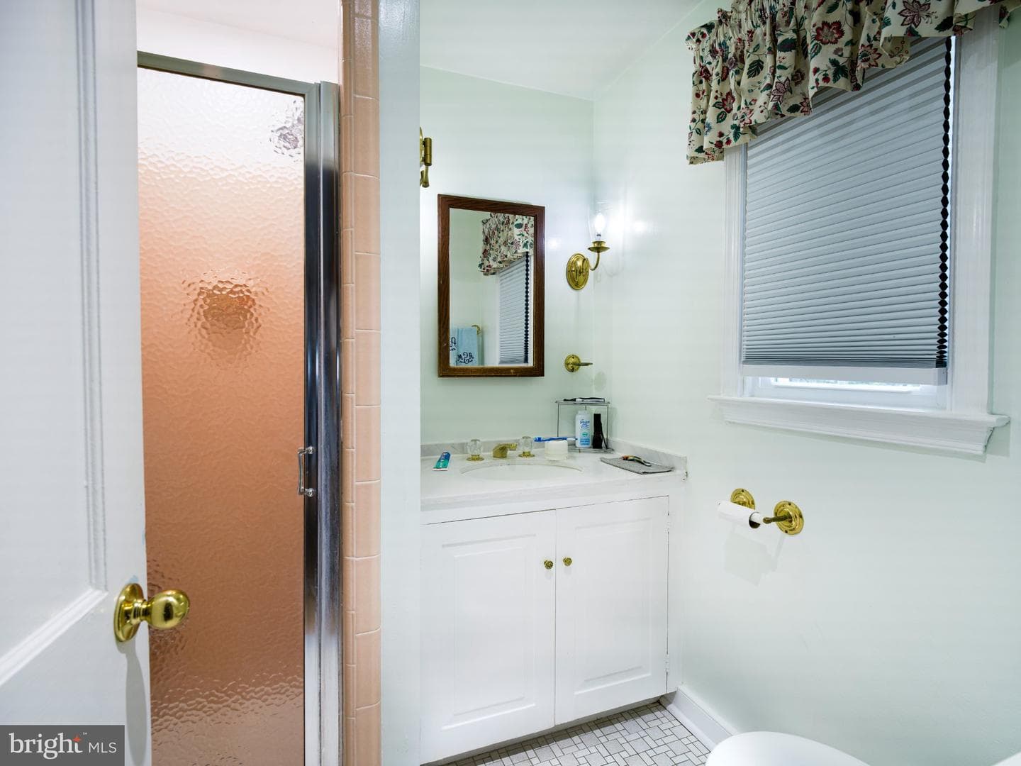 305 Continental Drive photo 36