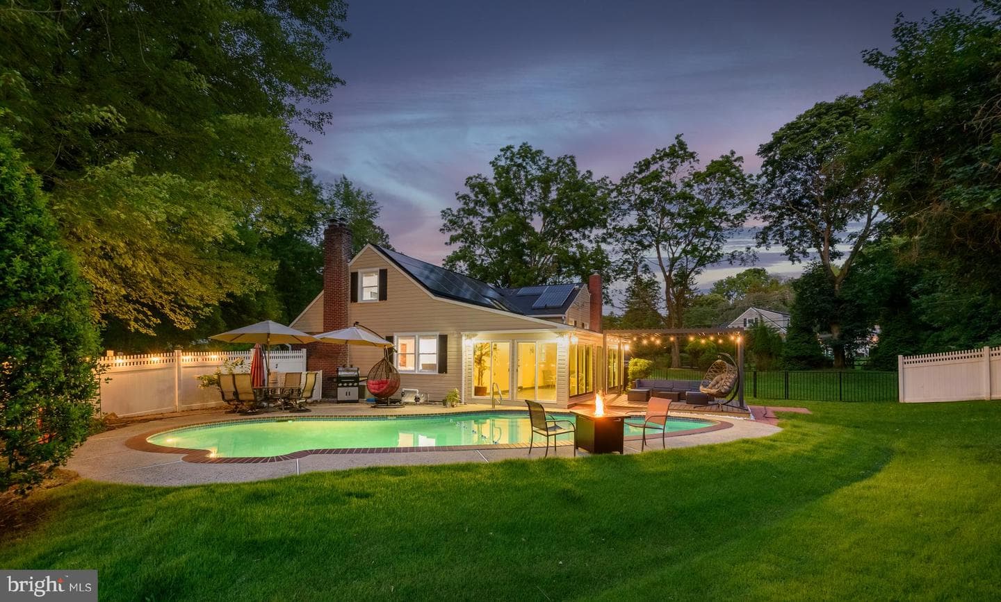 1291 Thomas Road photo 4
