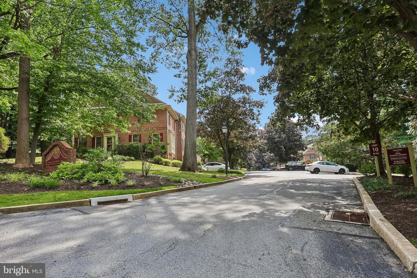 103 Brighton Circle photo 46