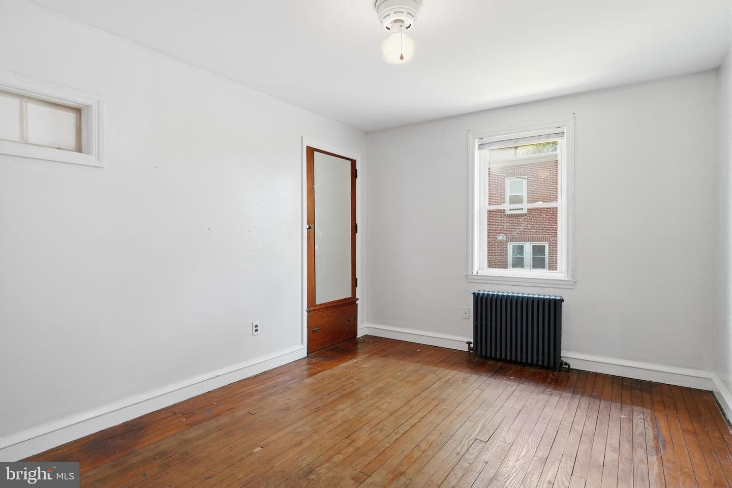 107 E Main Street photo 33