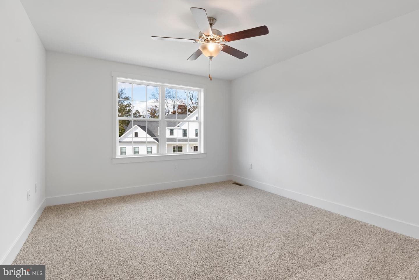 4487 Continental Drive photo 39