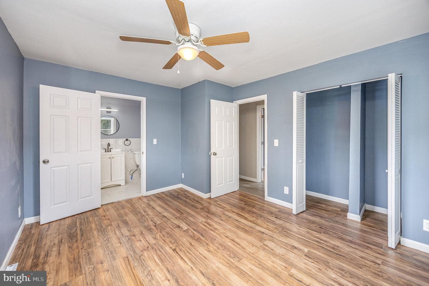 213 Redwood Street photo 28