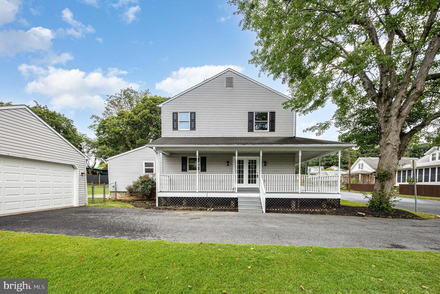 213 Redwood Street photo 3