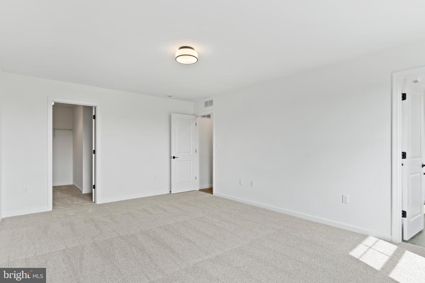 507 Elm Street photo 29