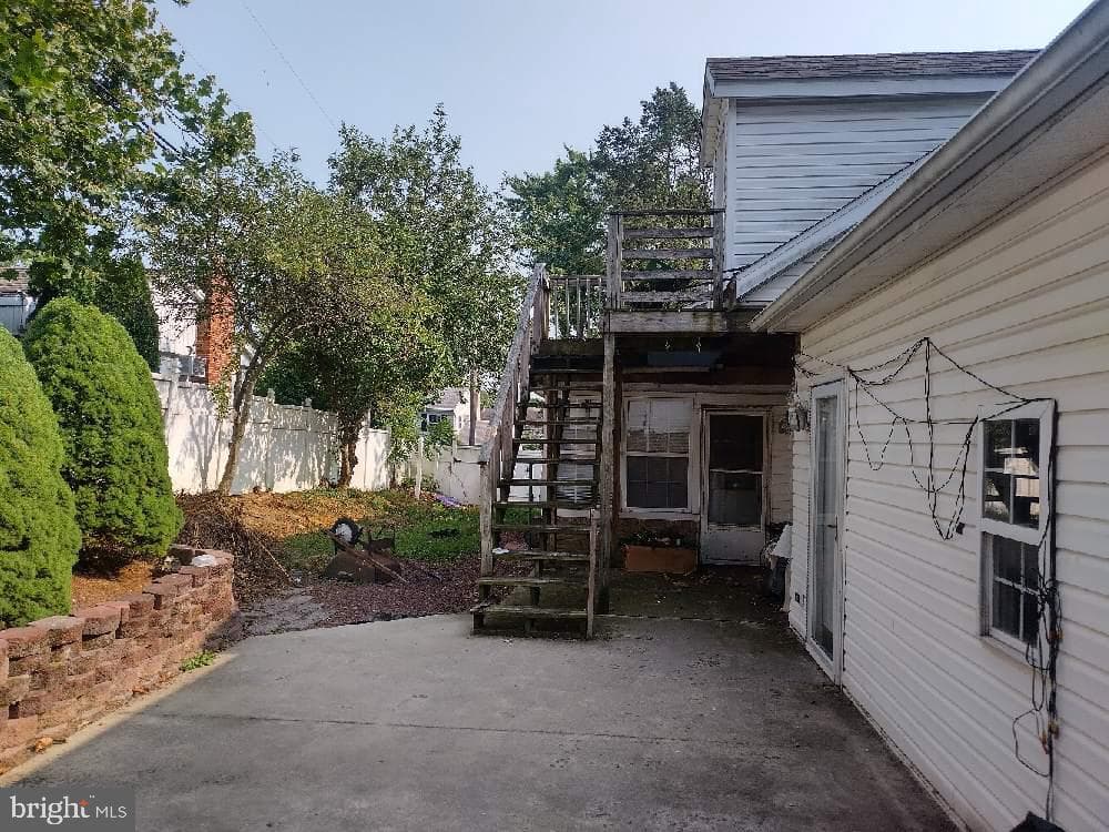 701 Drexel Road photo 2