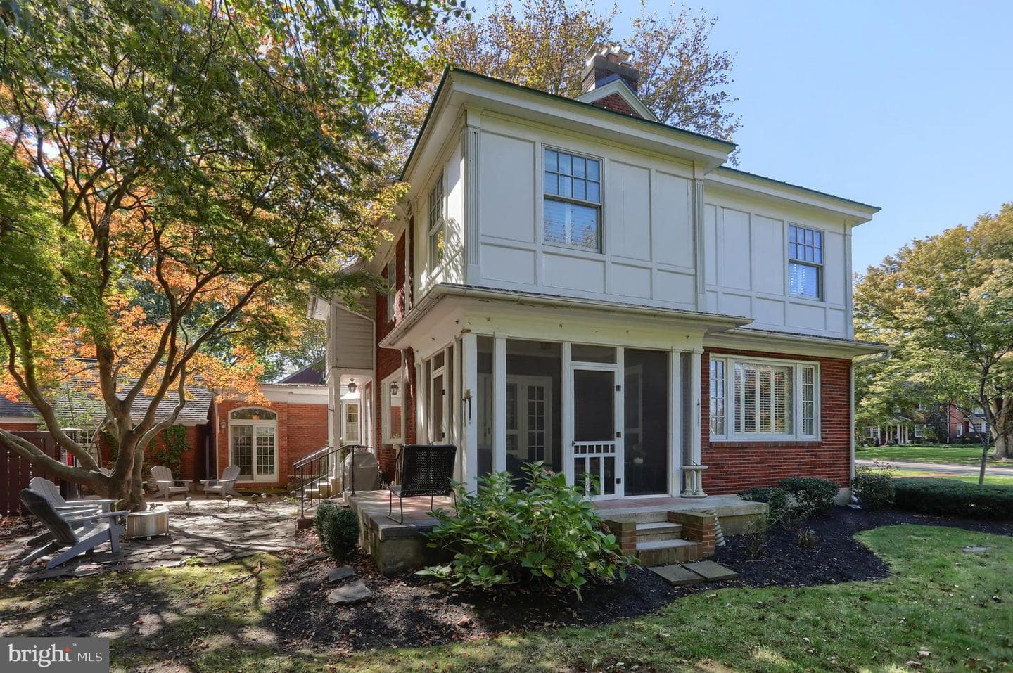 118 Elm Avenue photo 45