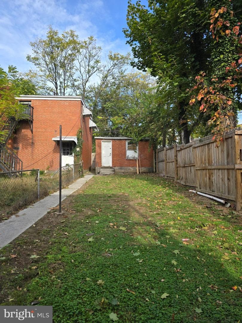 1828 State Street photo 2