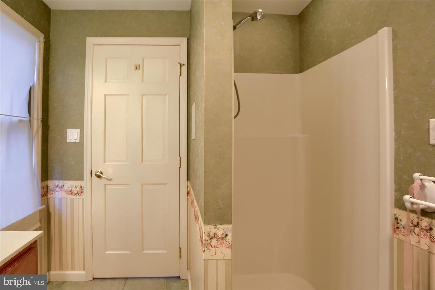 211 Frederick Street photo 36