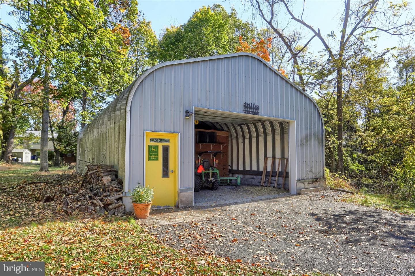 211 Frederick Street photo 58
