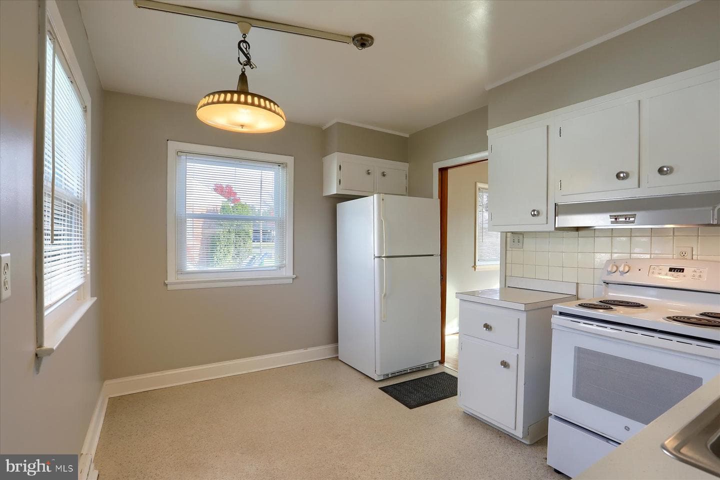 3240 Cloverfield Road photo 8
