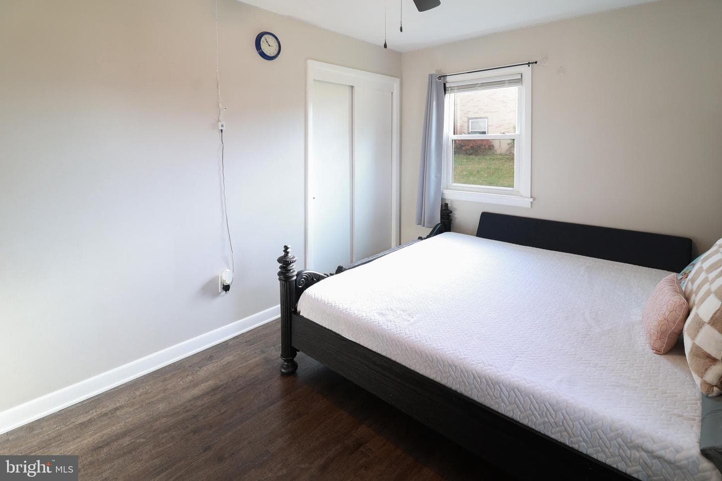 690 Carbon Avenue photo 14