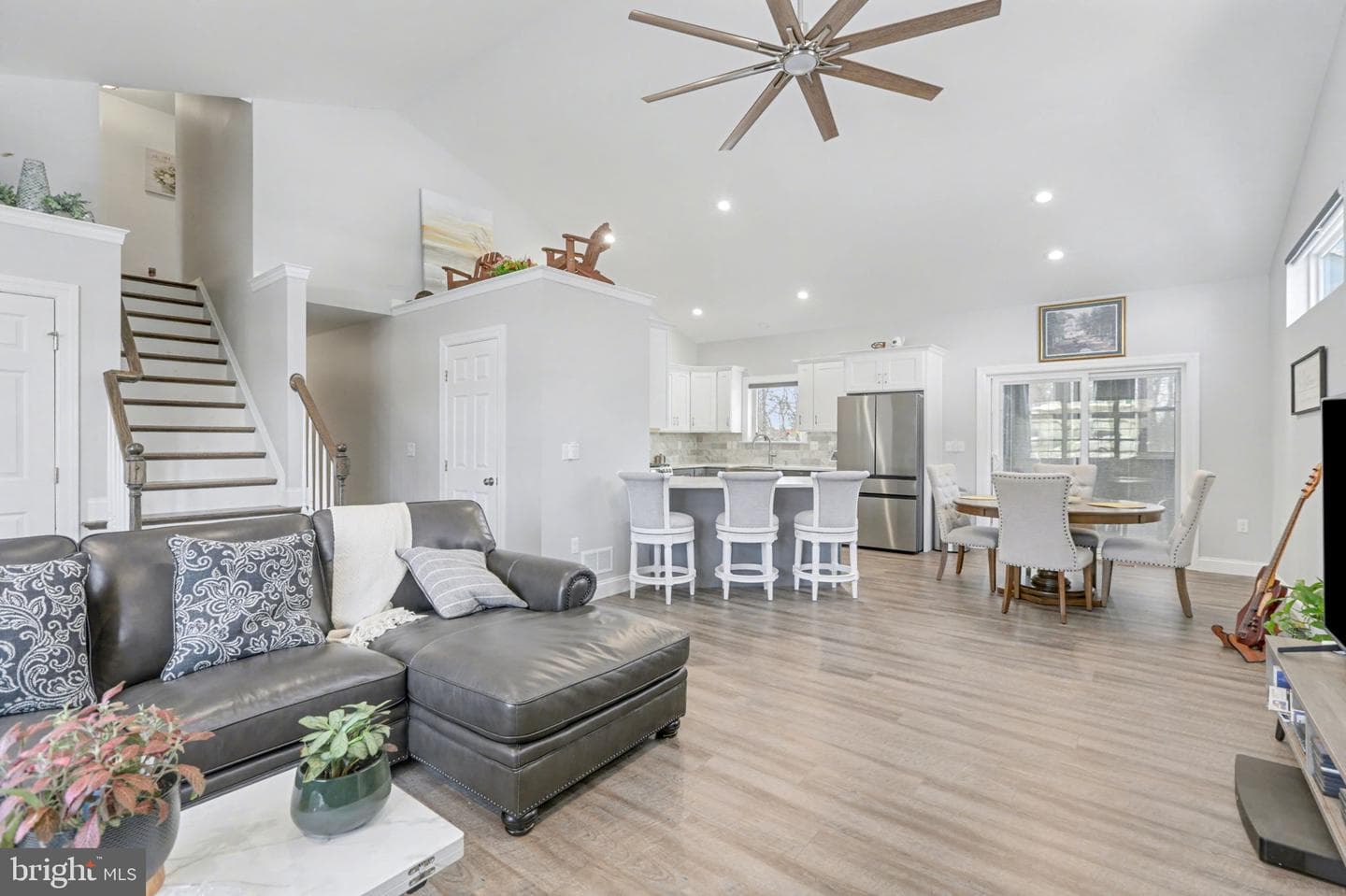 461 Kelker Street photo 6