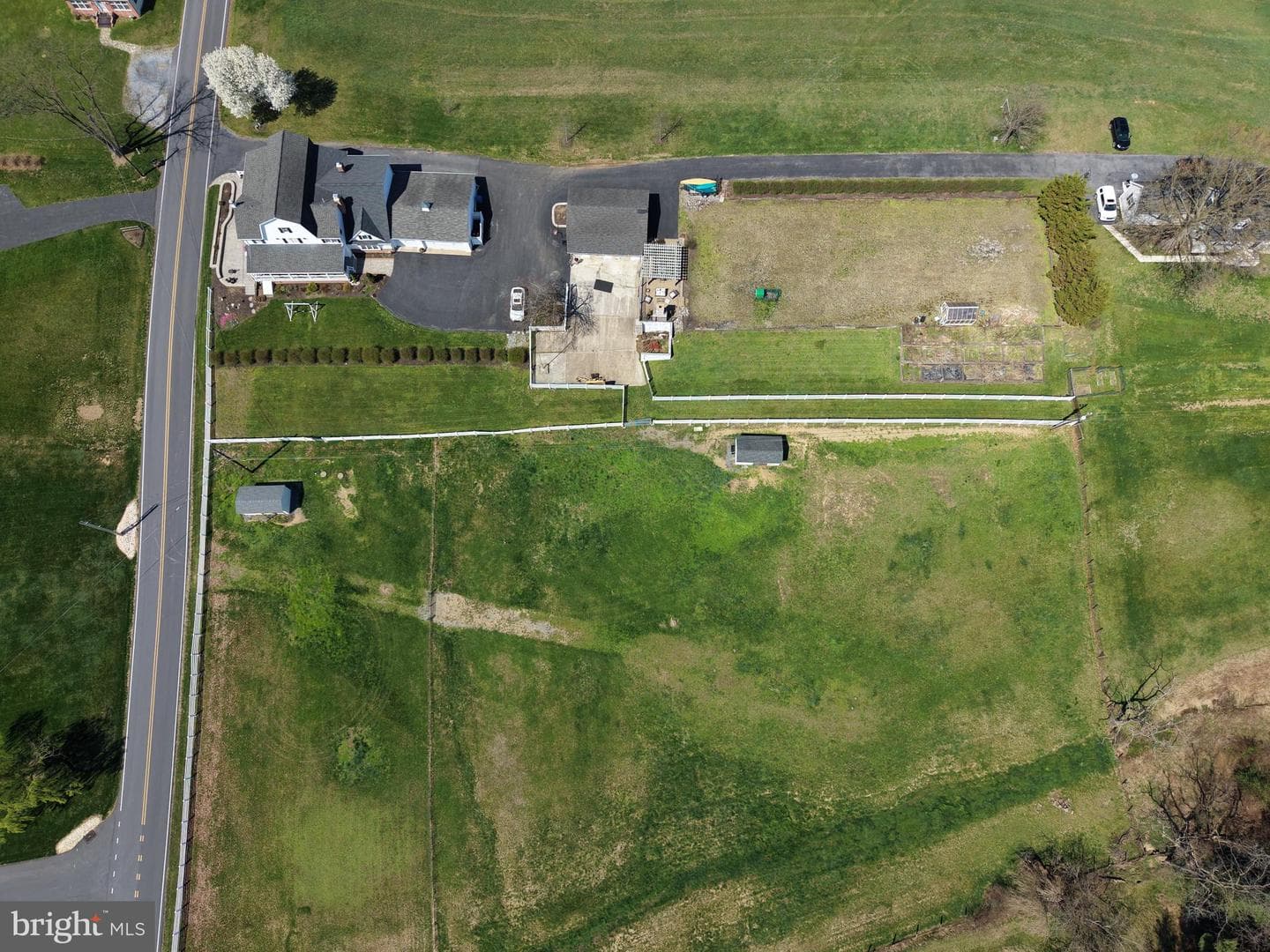 214 N Mill Road photo 5