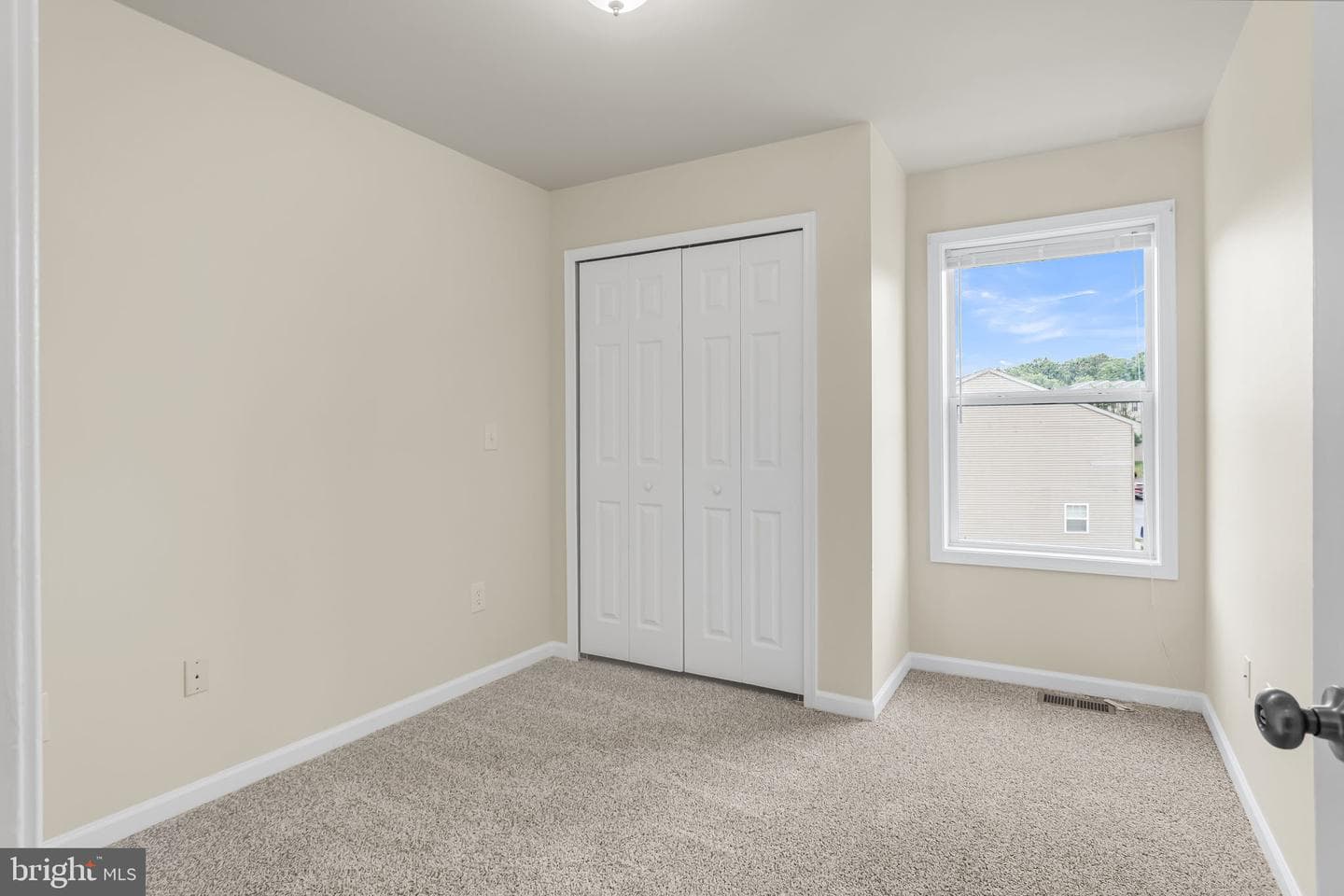 856 Gregs Dr photo 23