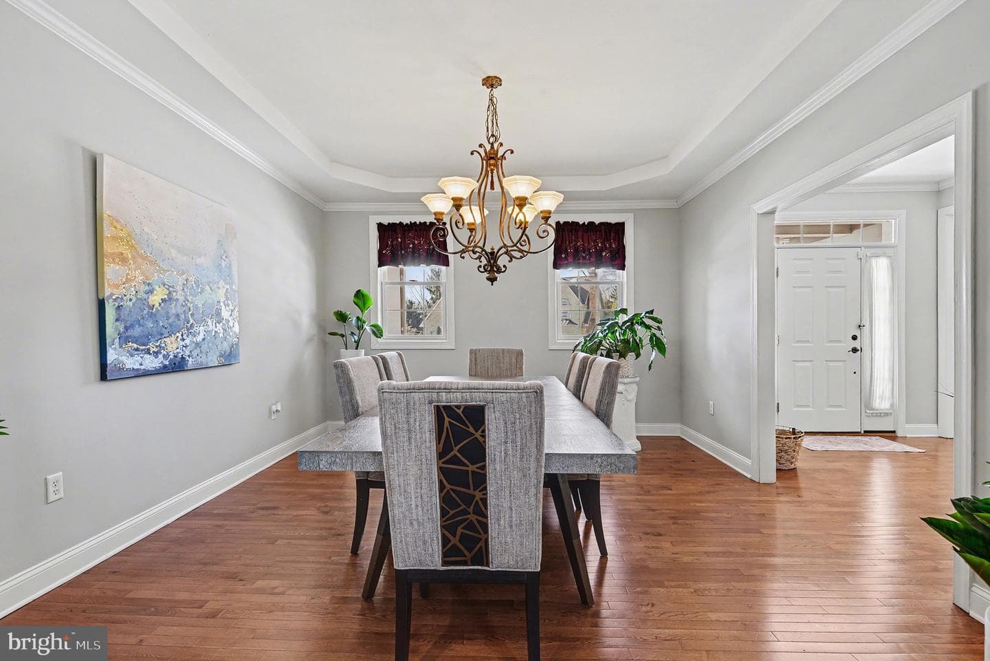 2452 Mercedes Court photo 4