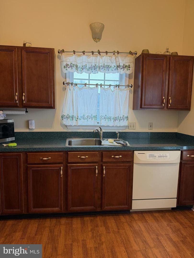 3512 Athena Avenue photo 10