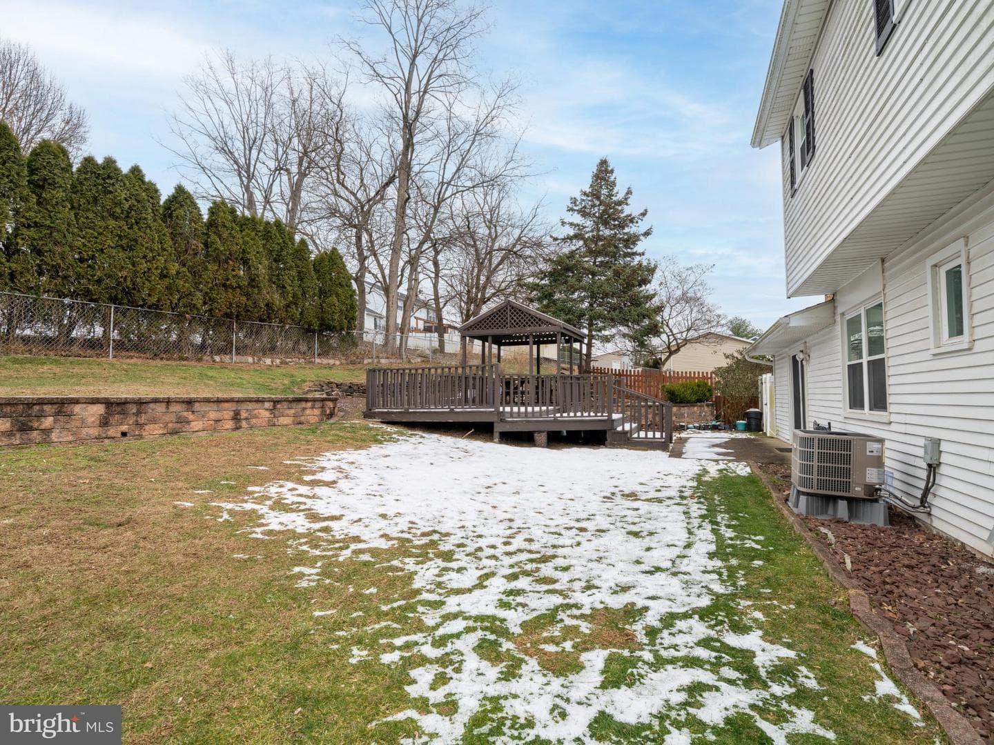 5724 Kenwood Avenue photo 30