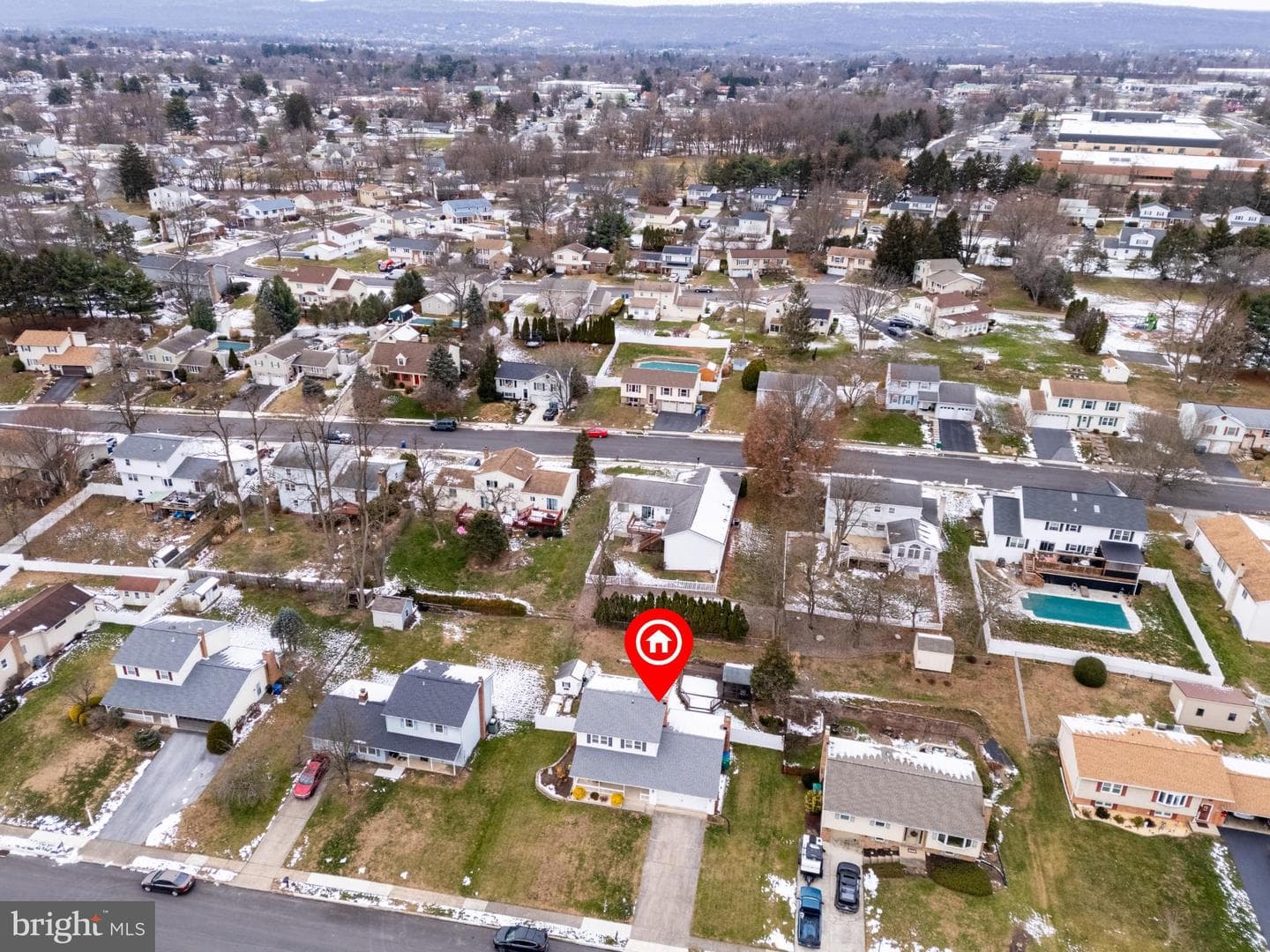 5724 Kenwood Avenue photo 33
