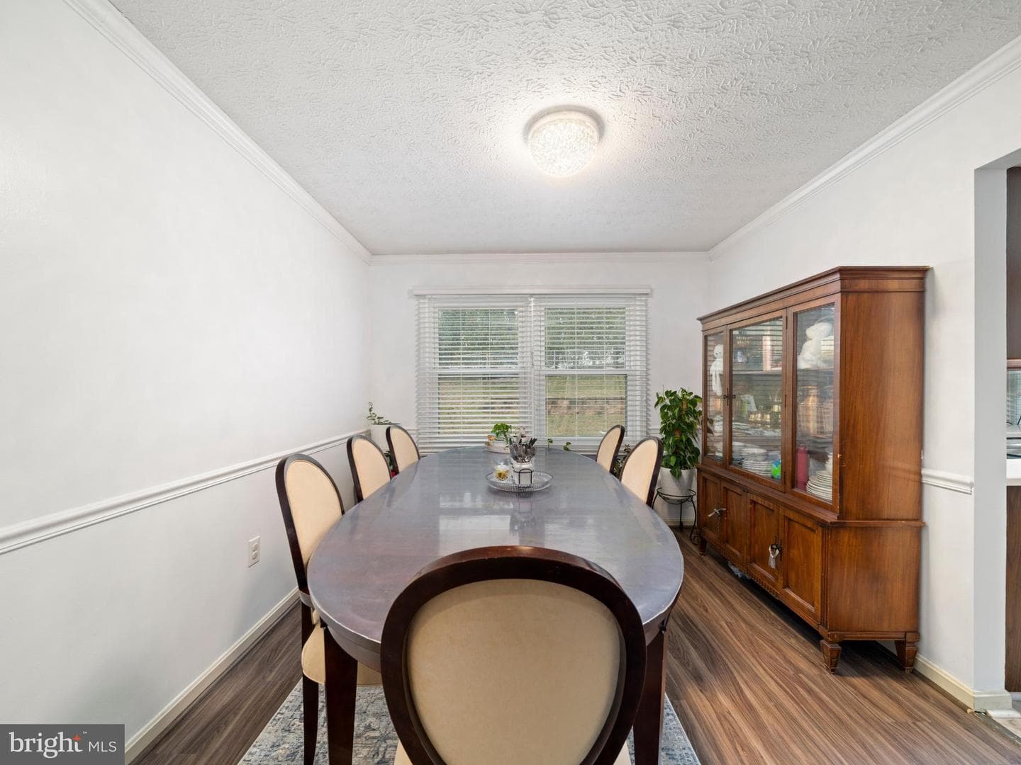 5724 Kenwood Avenue photo 8