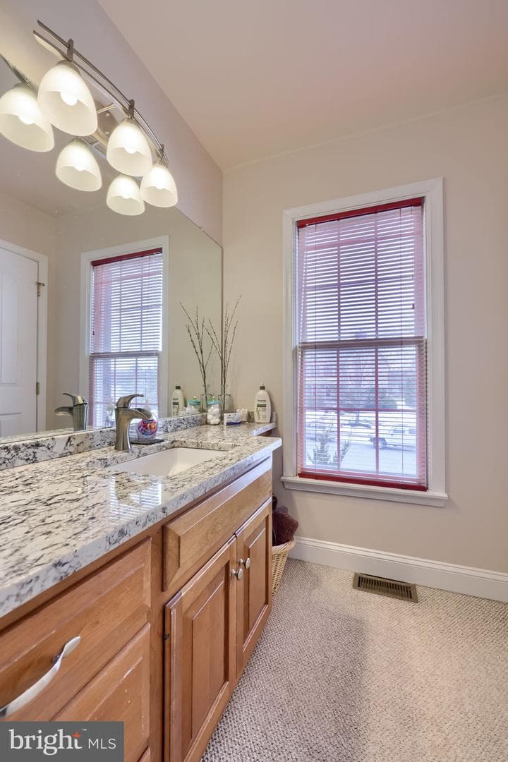 4972 Farmington Road photo 35
