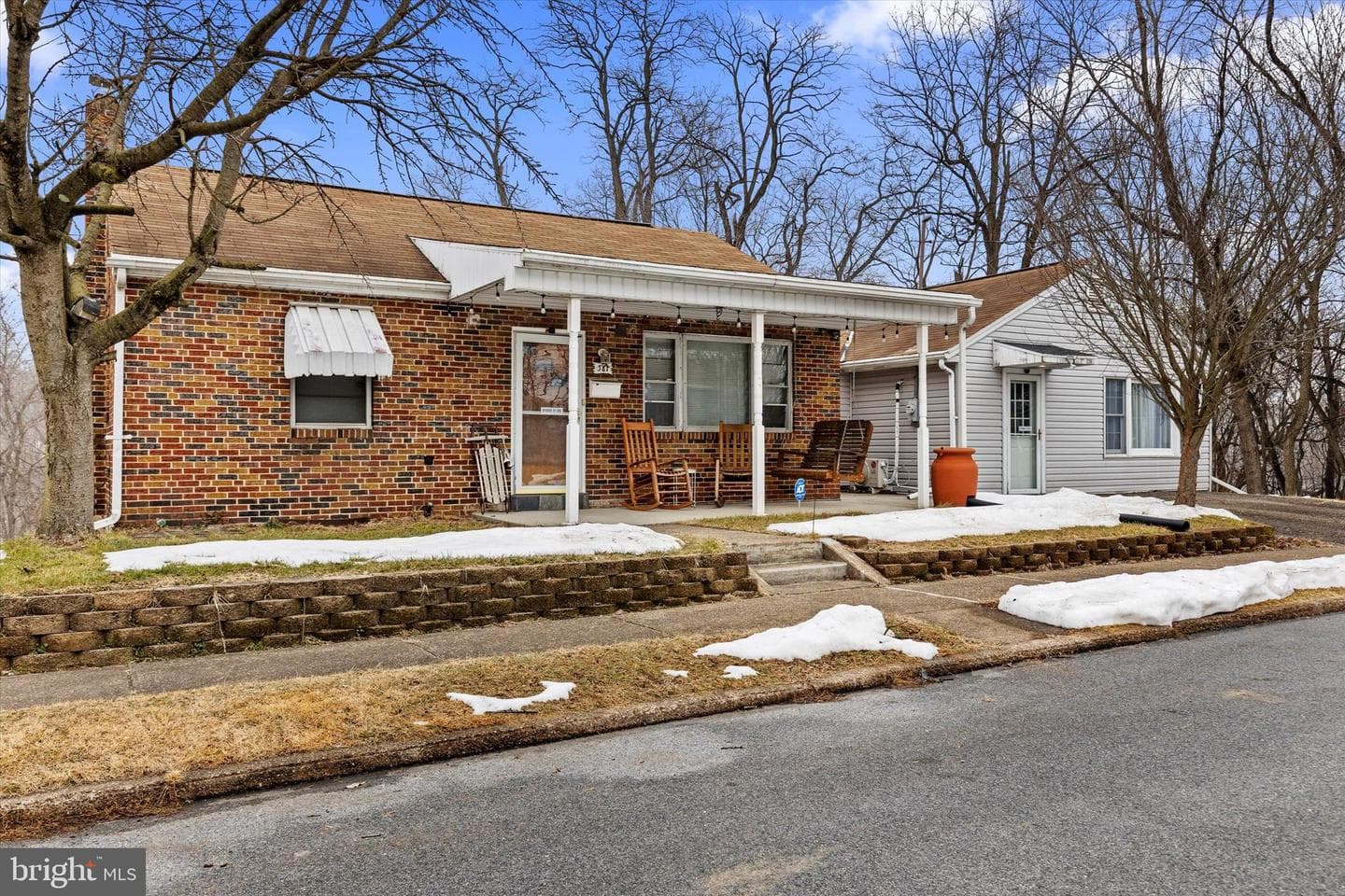 381 S 7th Street photo 2