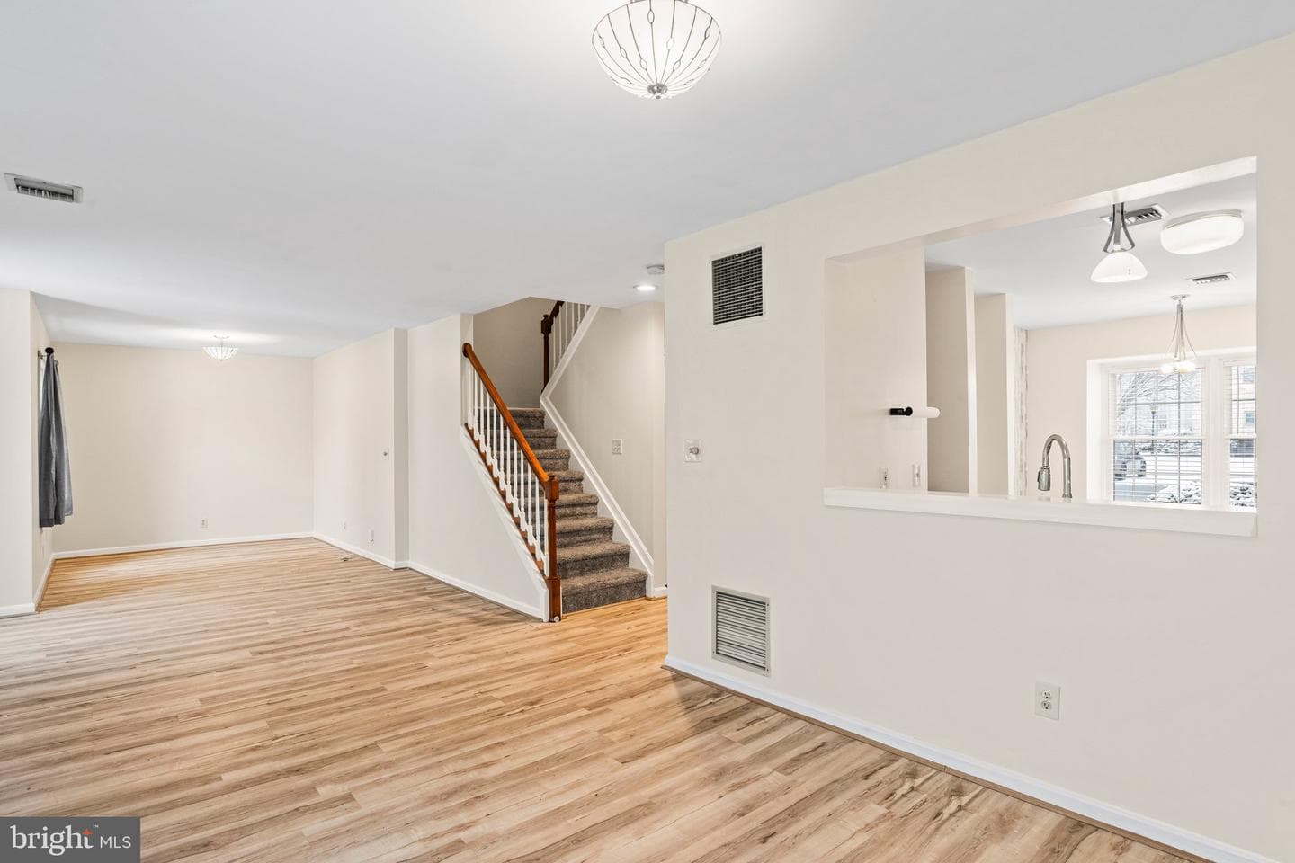 207 Crescent Drive photo 22