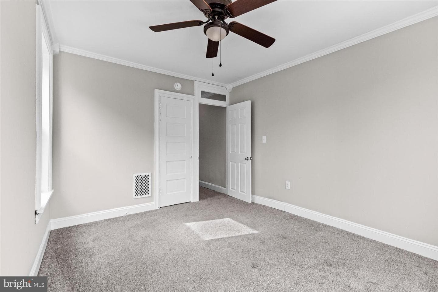 2163 Logan Street photo 14
