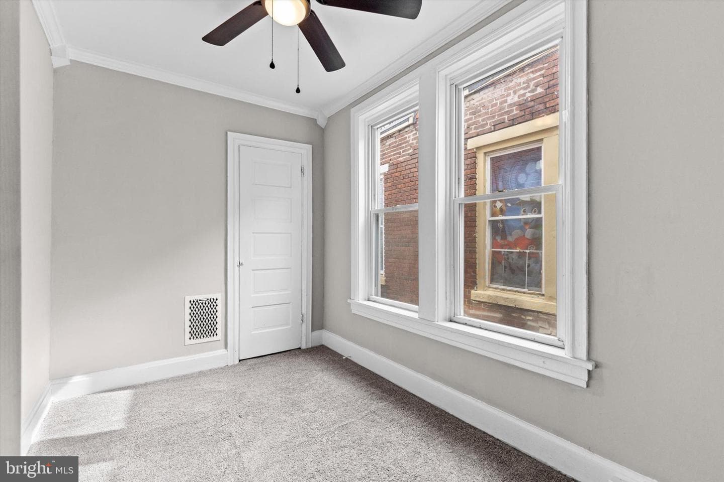 2163 Logan Street photo 15
