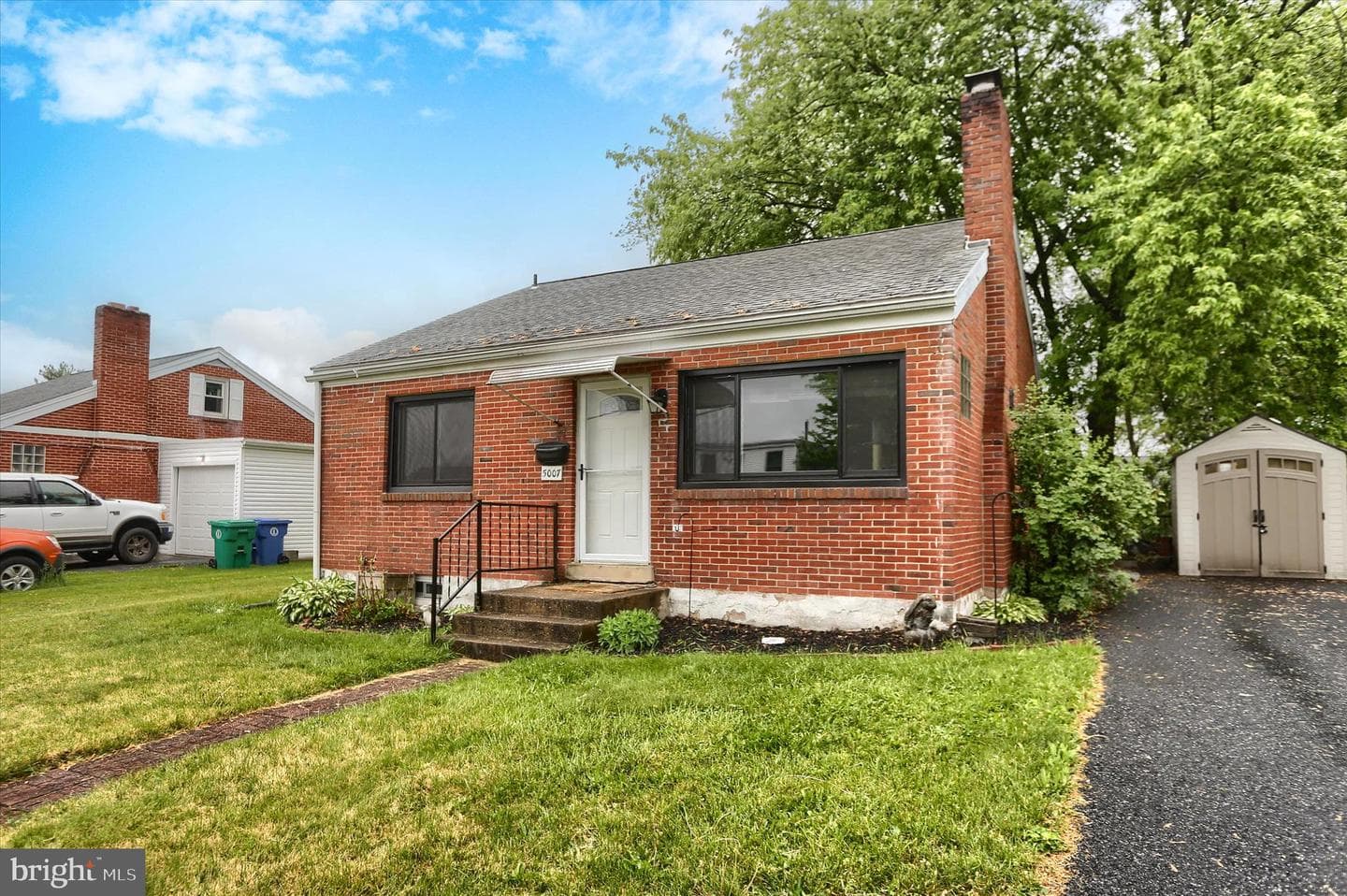 5007 Mauretania Avenue photo 3